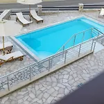 Elevi Σπίτι διακοπών