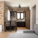 Elevi