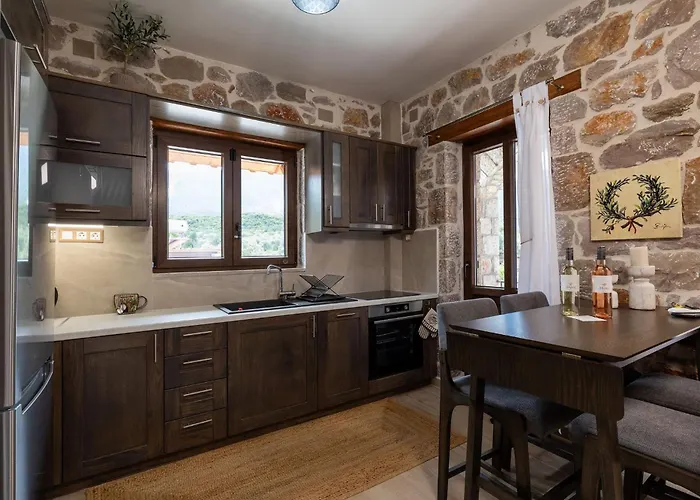 Elevi Vakantiehuis Tirós