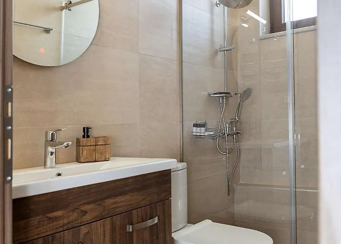 Elevi Prázdninový dům Tirós